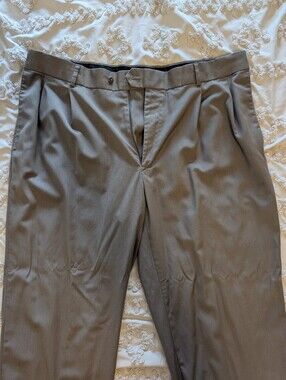 Stafford Men's Flat-Front Dress Pants - Gray Brown